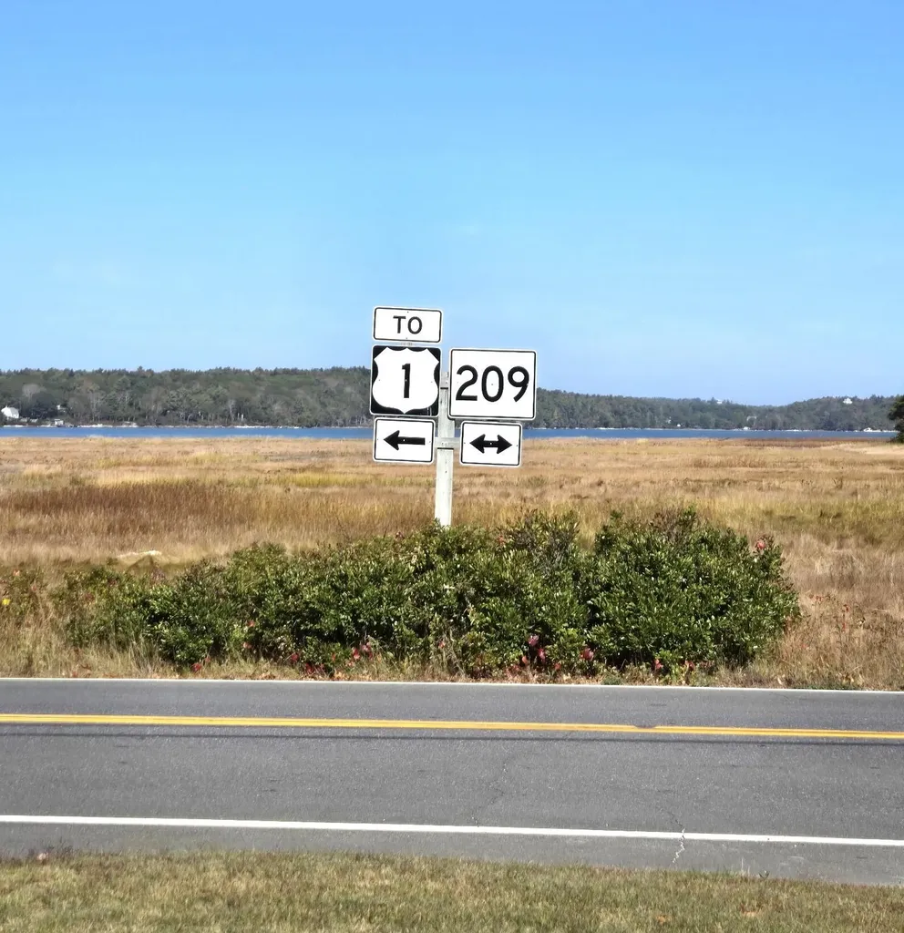 823 Popham Road Phippsburg ME 04562