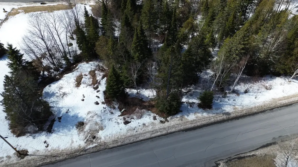 M9 L75d 21st Avenue Madawaska ME 04756