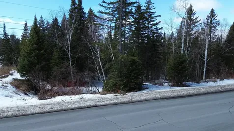 M9 L75d 21st Avenue Madawaska ME 04756