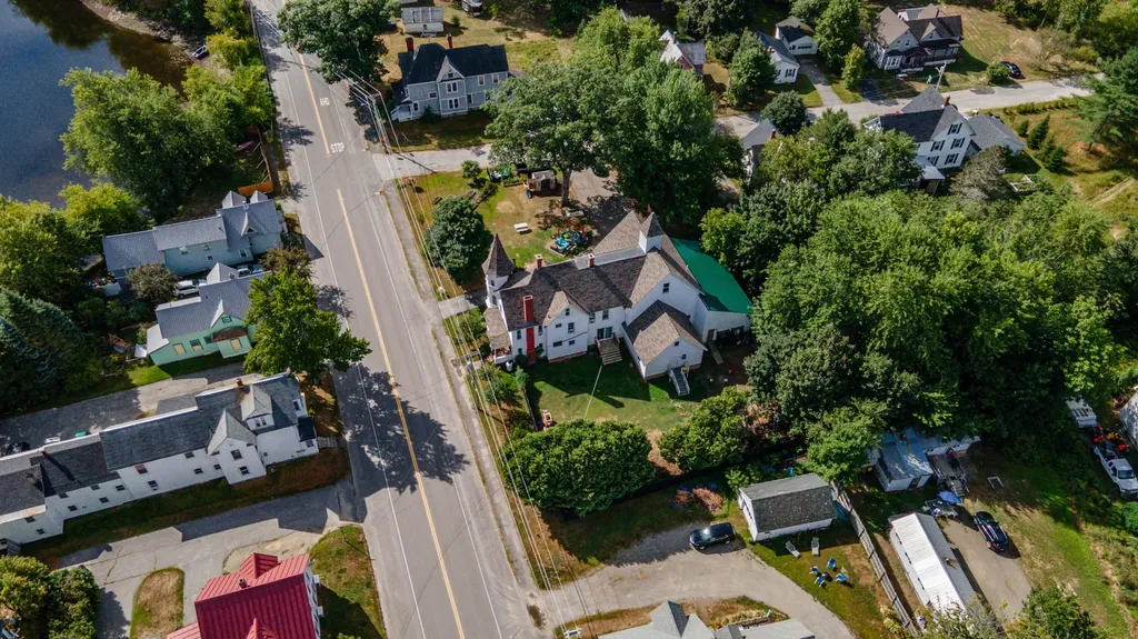 140 Hartland Avenue Pittsfield ME 04967