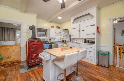 140 Hartland Avenue Pittsfield ME 04967