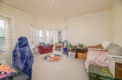 140 Hartland Avenue Pittsfield ME 04967