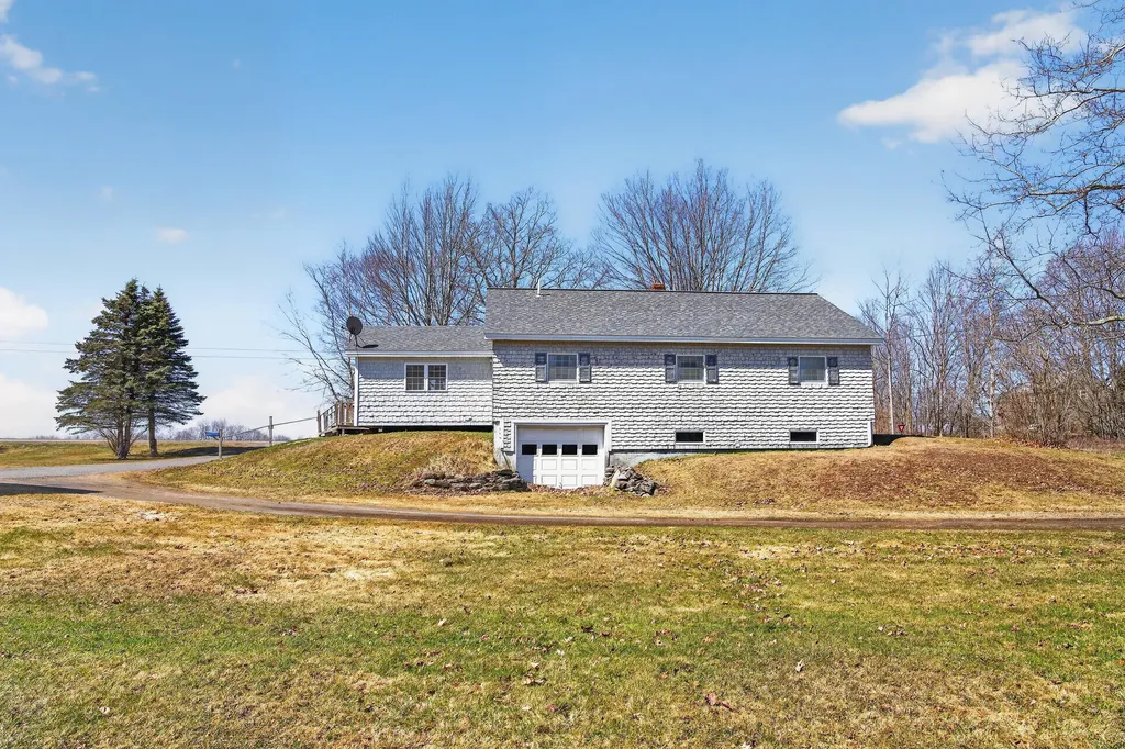 174 Pleasant View Ridge Road China ME 04358