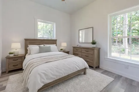 29 Jennifer Avenue Greene ME 04236