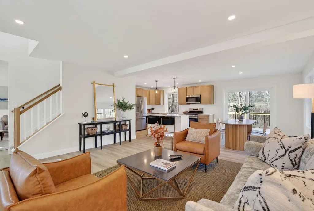 16 Shepherd Lane Windham ME 04062