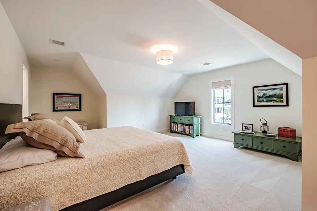 12 Winnwood Farm Way Falmouth ME 04105