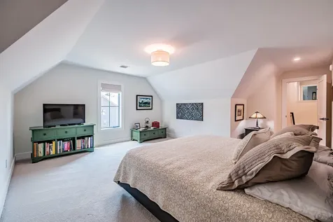 12 Winnwood Farm Way Falmouth ME 04105