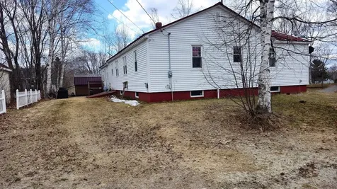 77 Connecticut Avenue Millinocket ME 04462