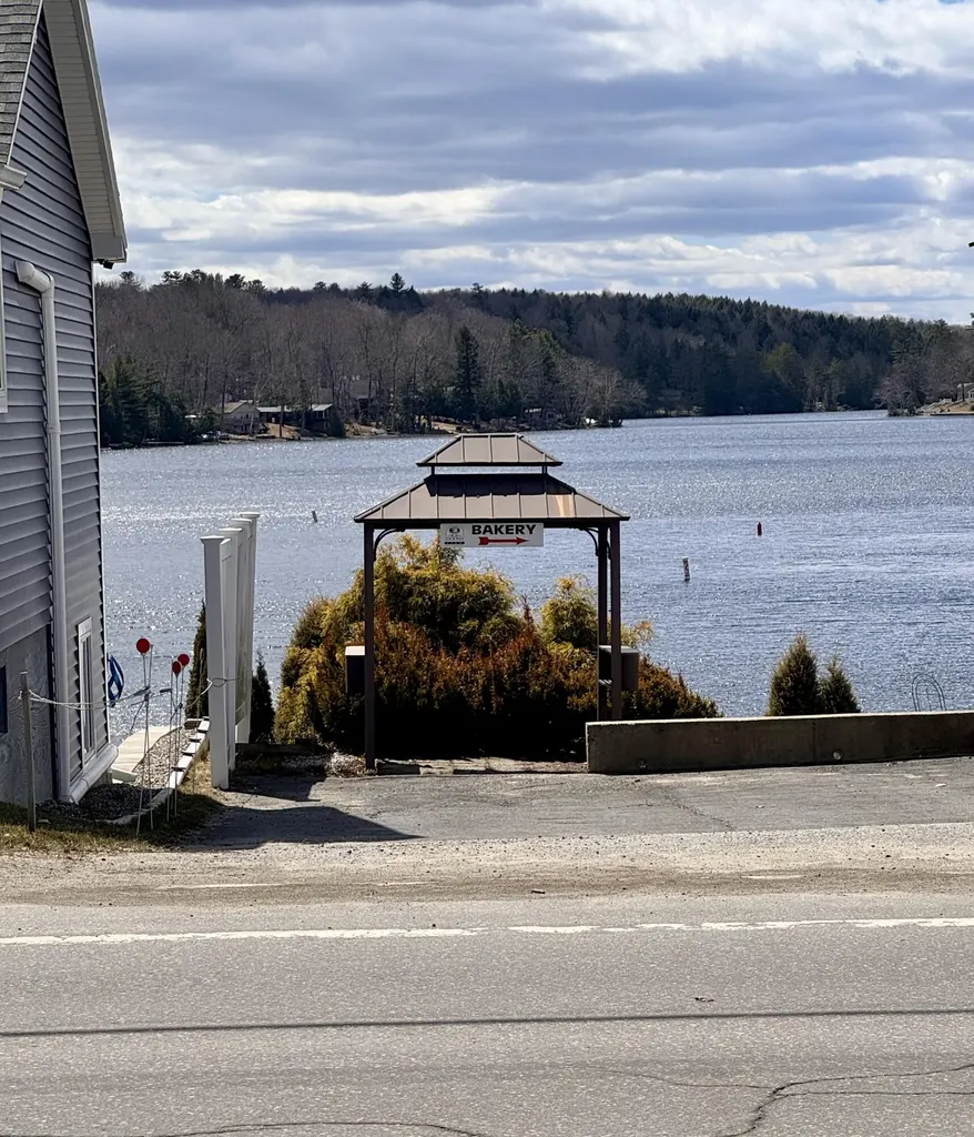 37 Belgrade Road Oakland ME 04963
