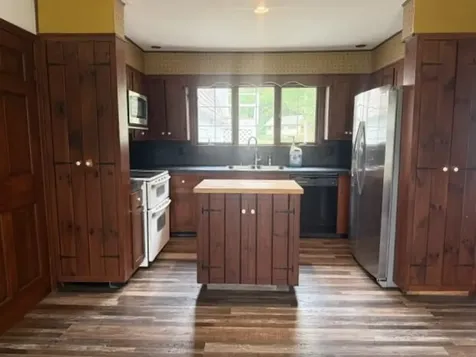 14 Lakeshore Drive Belgrade ME 04917
