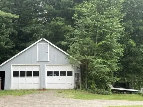 14 Lakeshore Drive Belgrade ME 04917