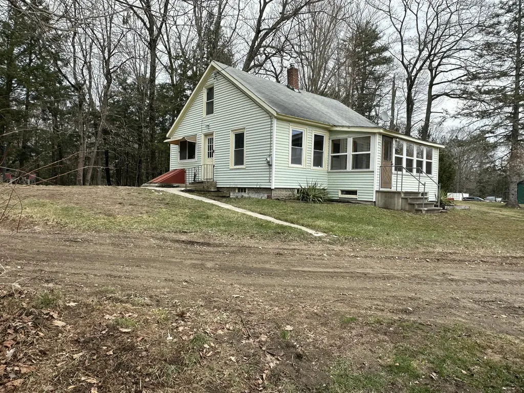 60 Mechanic Falls Road Poland ME 04274