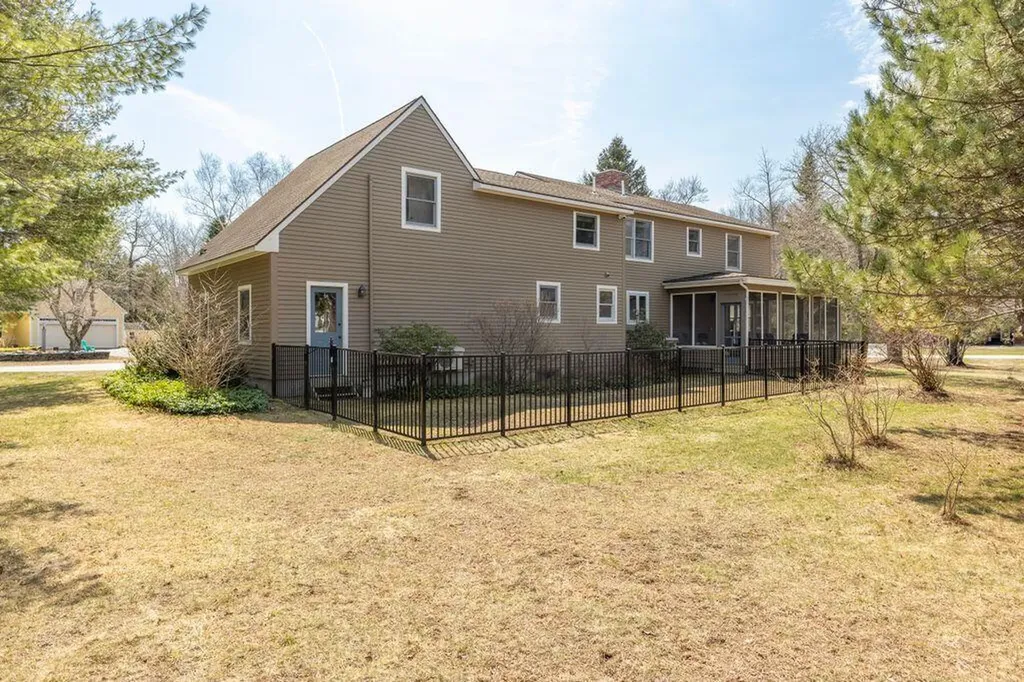 36 Village Woods Circle Gorham ME 04038