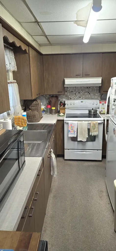 215 Cook Street Auburn ME 04210