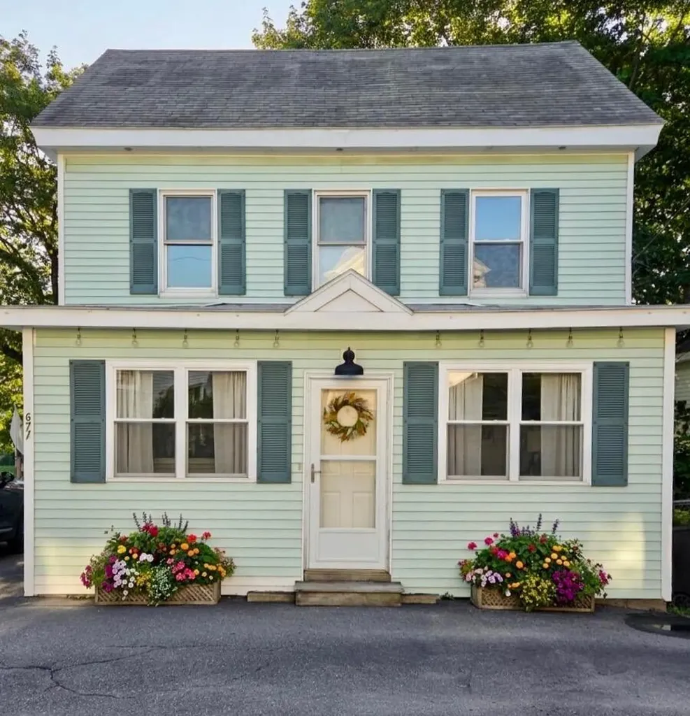 677 Middle Street Bath ME 04530