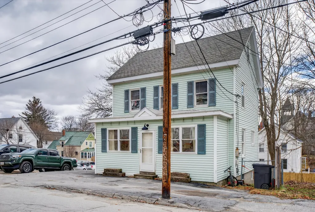 677 Middle Street Bath ME 04530
