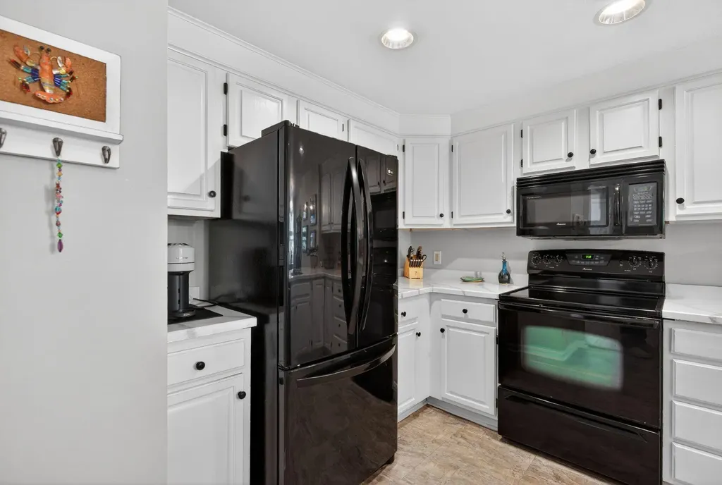 111 Bradley Street Saco ME 04072