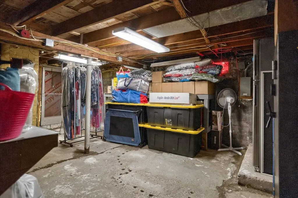 153 Stillwater Avenue Orono ME 04473