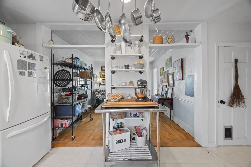 30 Bridge Street Kittery ME 03904