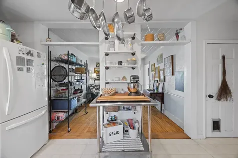 30 Bridge Street Kittery ME 03904
