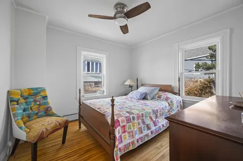 30 Bridge Street Kittery ME 03904