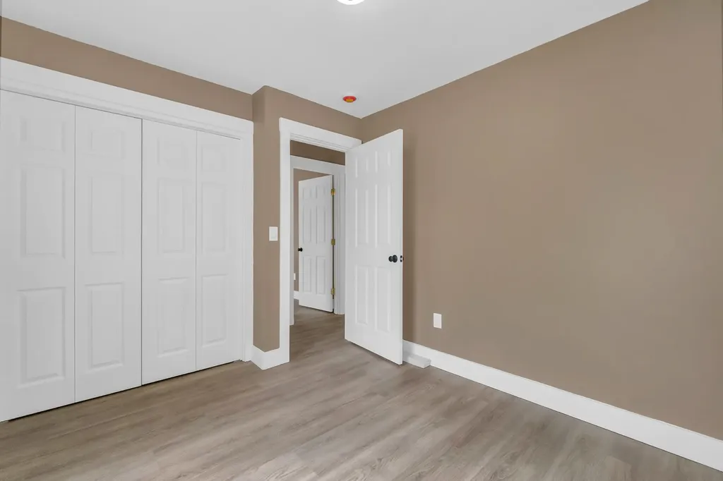 5 Oldham Road Saint Albans ME 04971