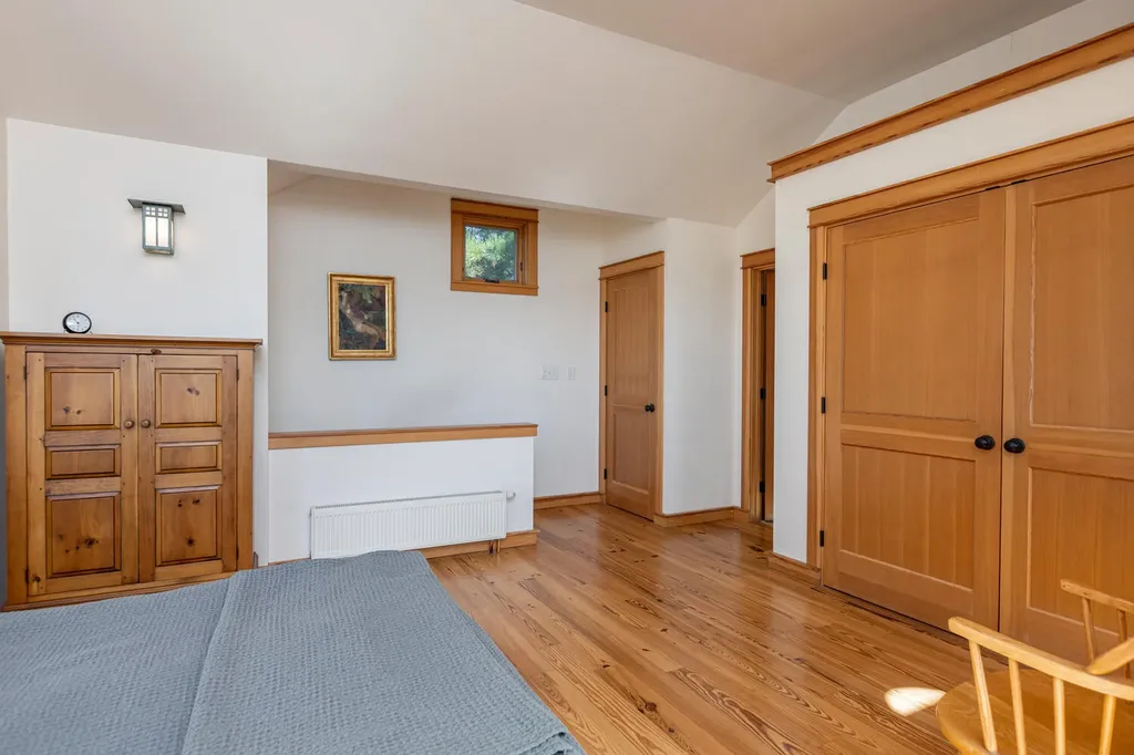 2 E Grand Avenue Scarborough ME 04074