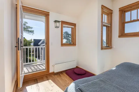 2 E Grand Avenue Scarborough ME 04074