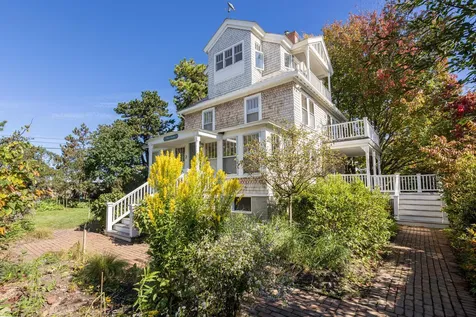 2 E Grand Avenue Scarborough ME 04074