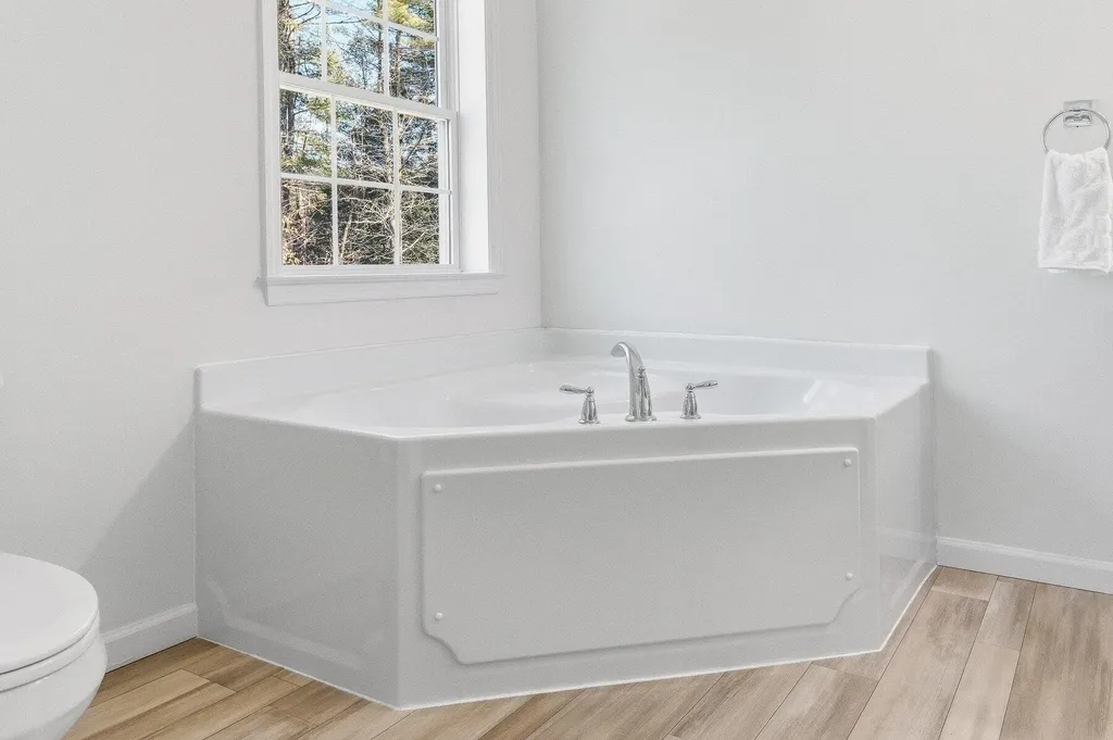44 Thurrell Road South Berwick ME 03908