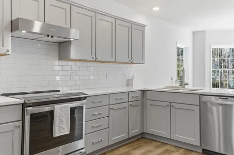 44 Thurrell Road South Berwick ME 03908