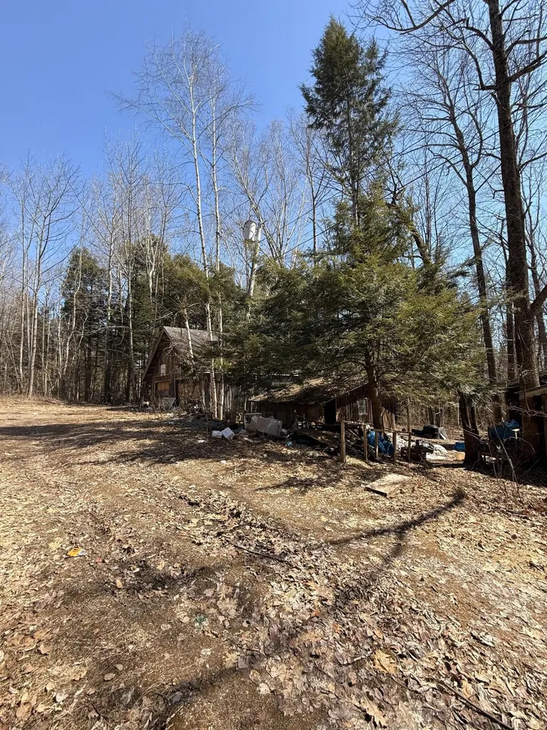 186 Transalpine Road Lincoln ME 04457