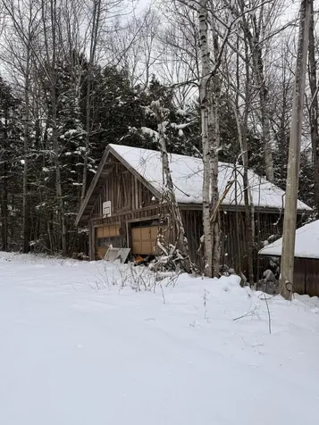 186 Transalpine Road Lincoln ME 04457