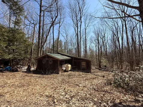 186 Transalpine Road Lincoln ME 04457