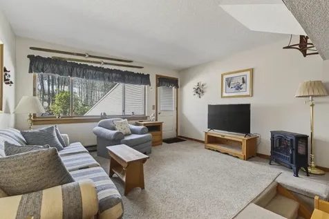 8 Cascades Drive Newry ME 04261