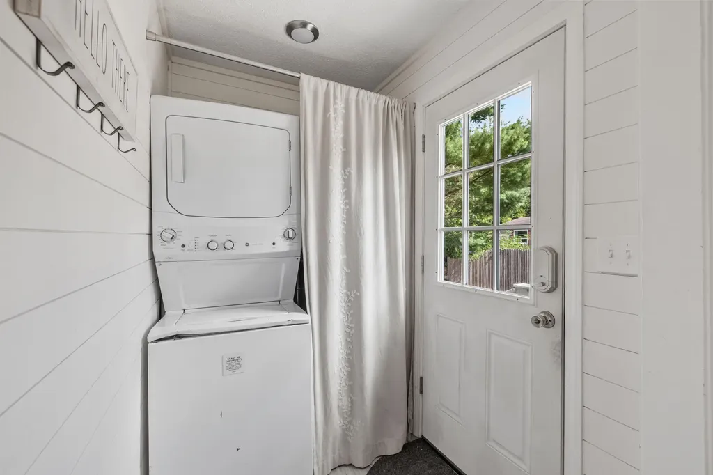 3 Nichols Lane Kennebunk ME 04043