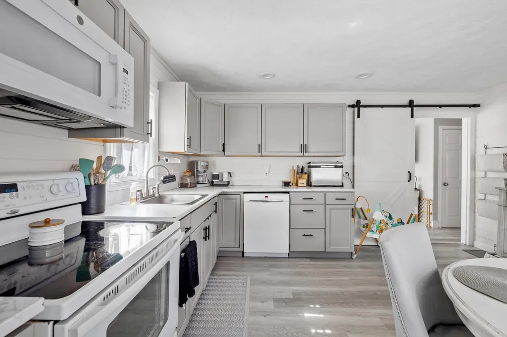 3 Nichols Lane Kennebunk ME 04043