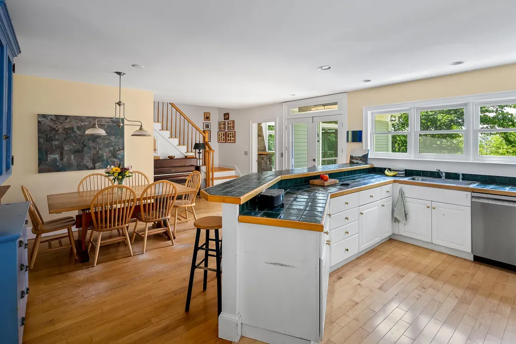 24 White Tail Drive Rockport ME 04856