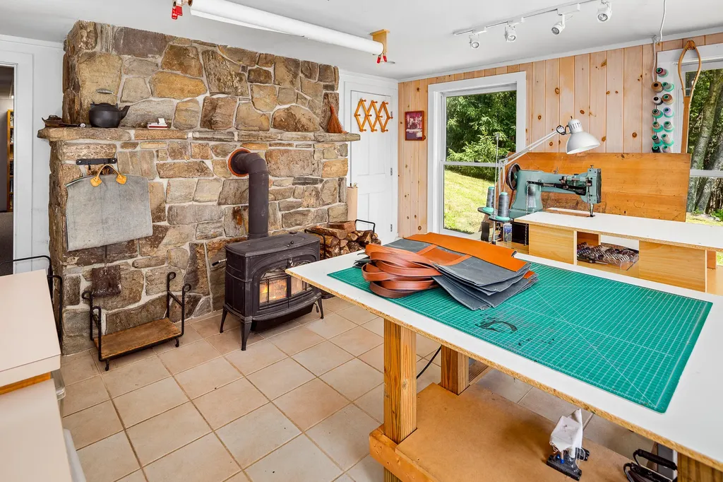 24 White Tail Drive Rockport ME 04856