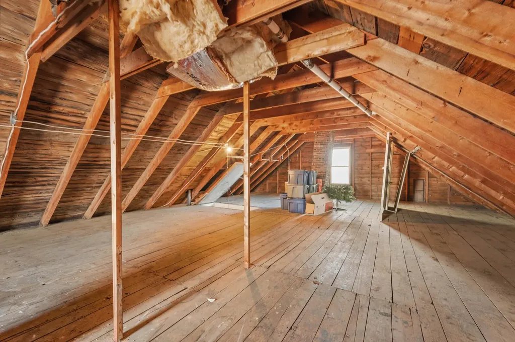 91 W River Road Waterville ME 04901
