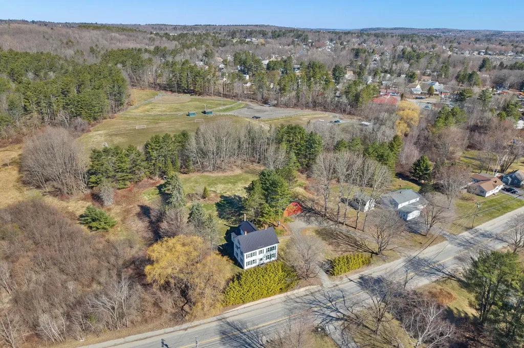 91 W River Road Waterville ME 04901