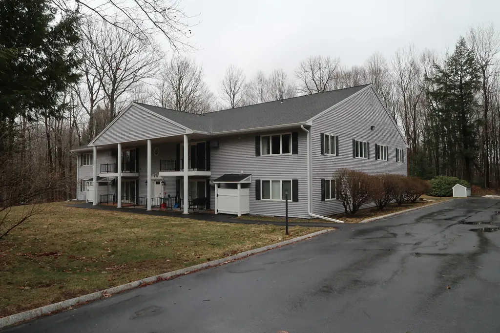 65 Smith Street Augusta ME 04330