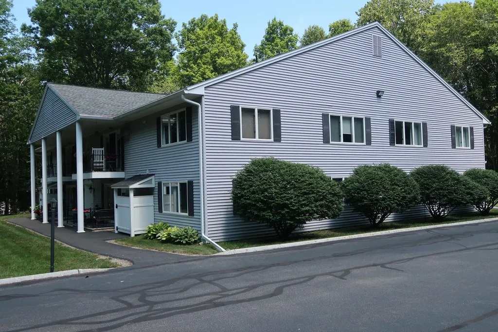 65 Smith Street Augusta ME 04330