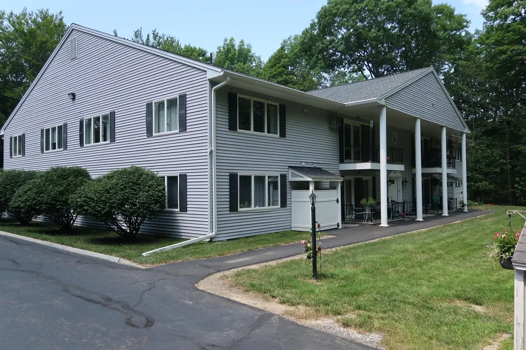 65 Smith Street Augusta ME 04330