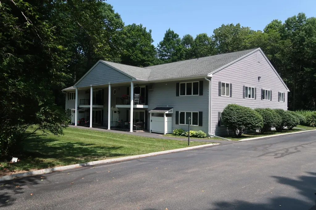 65 Smith Street Augusta ME 04330