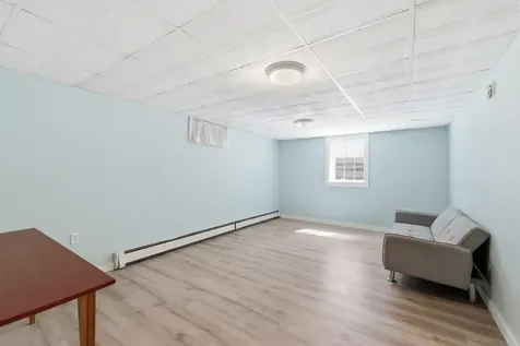 357 River Road Topsham ME 04086