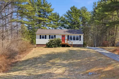 357 River Road Topsham ME 04086