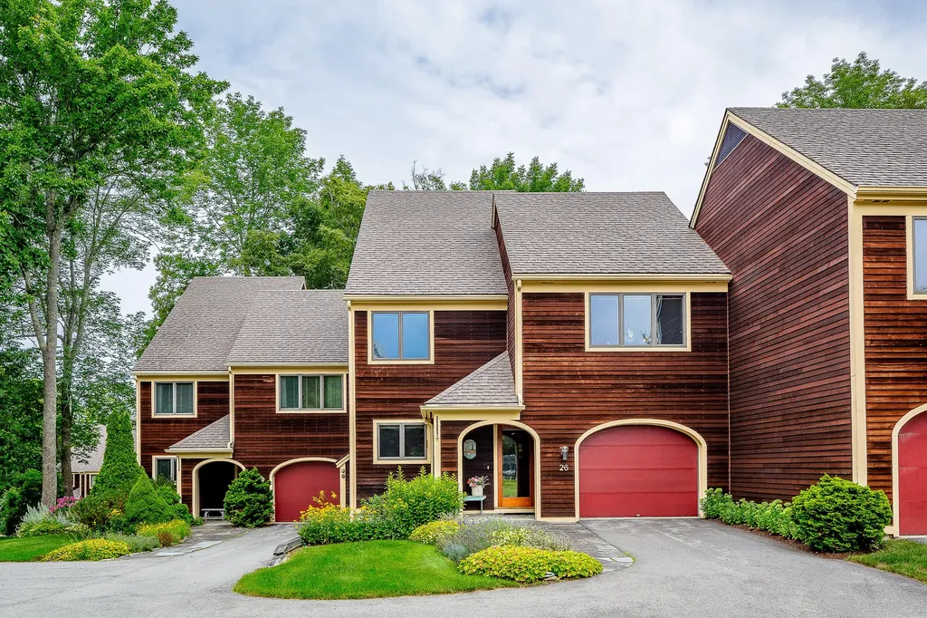 26 Harbor Drive Lincolnville ME 04849