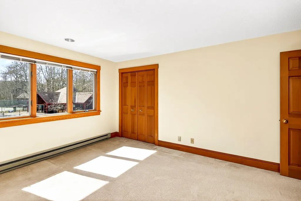 26 Harbor Drive Lincolnville ME 04849