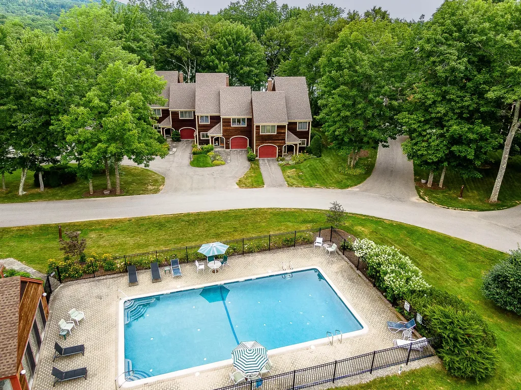 26 Harbor Drive Lincolnville ME 04849